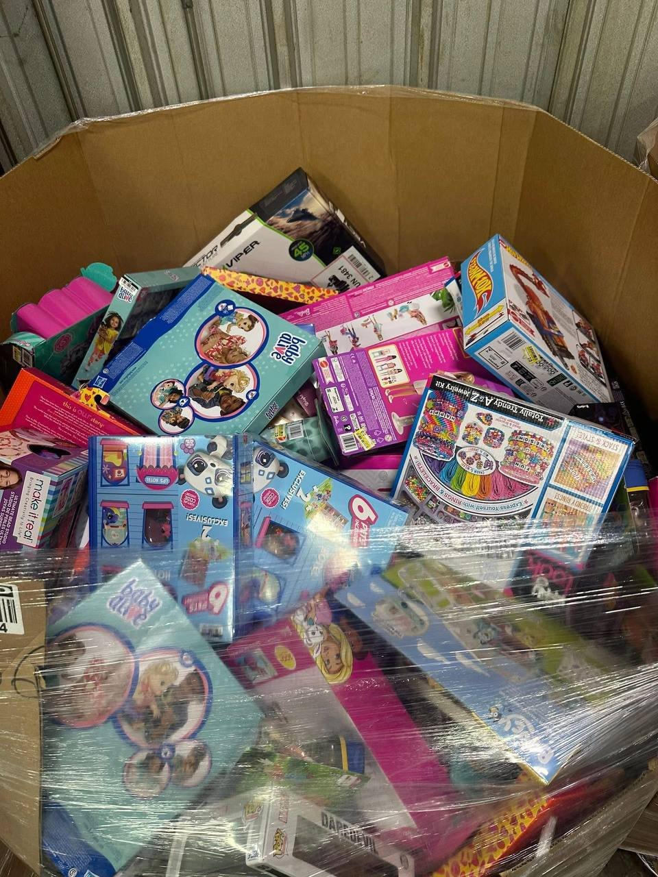 Liquidation Toy Pallets USA