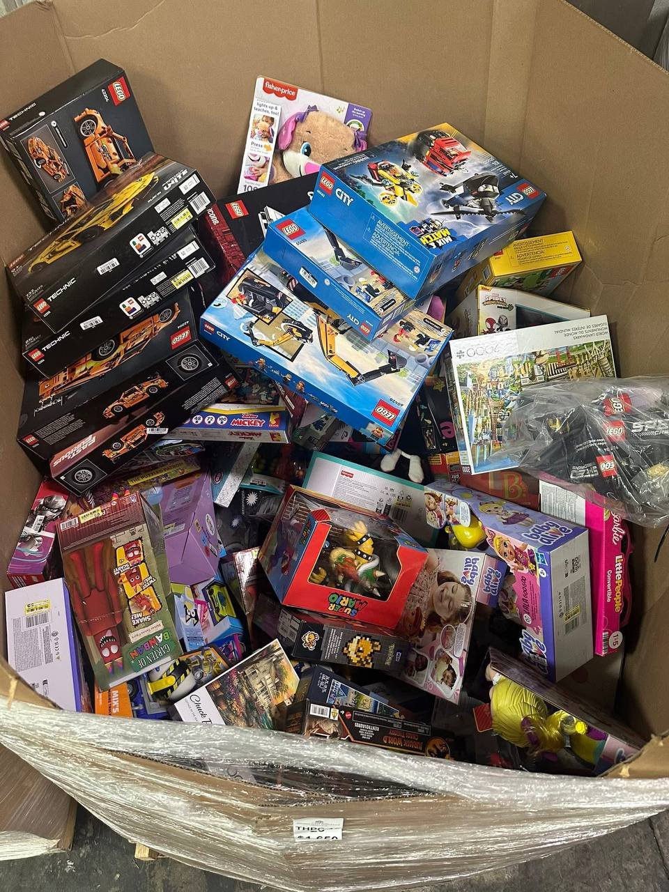 Liquidation Toy Pallets USA