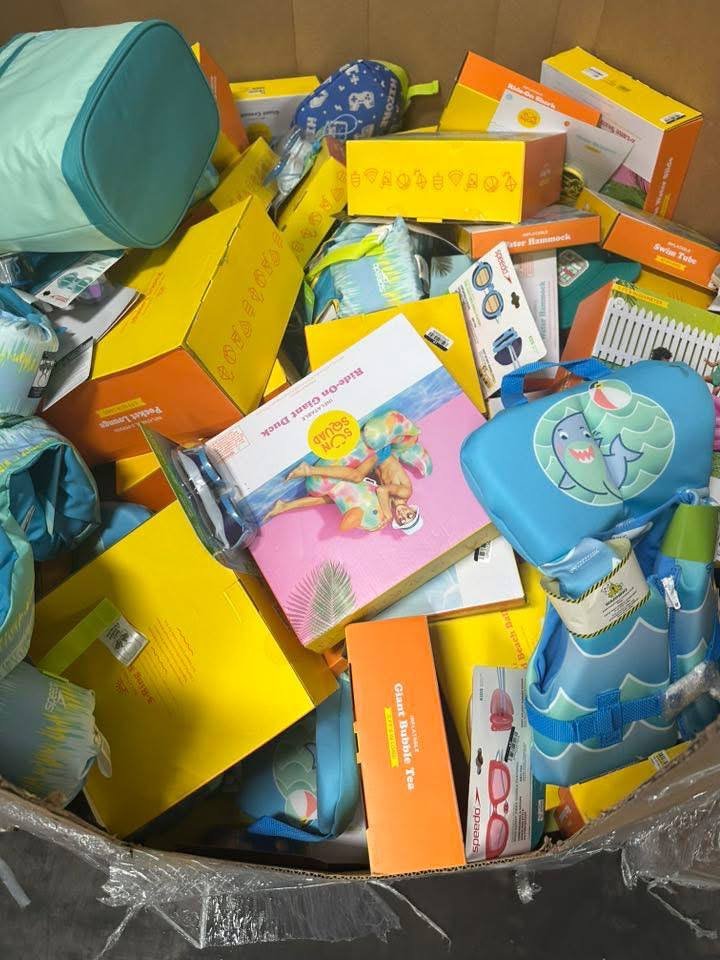 Liquidation Toy Pallets USA