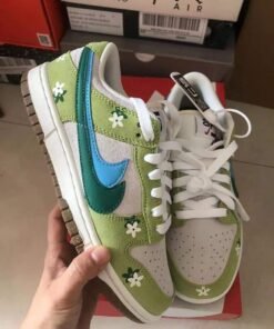 Wholesale Fashion Shoes