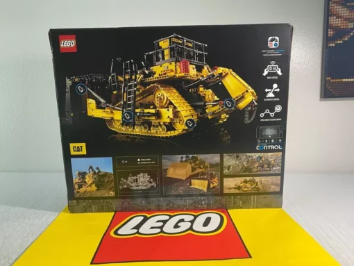 LEGO Technic App-Controlled CAT D11 Bulldozer 42131