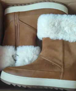 Ugg Boots​