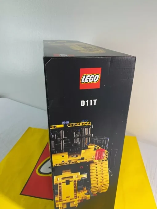 LEGO Technic App-Controlled CAT D11 Bulldozer 42131